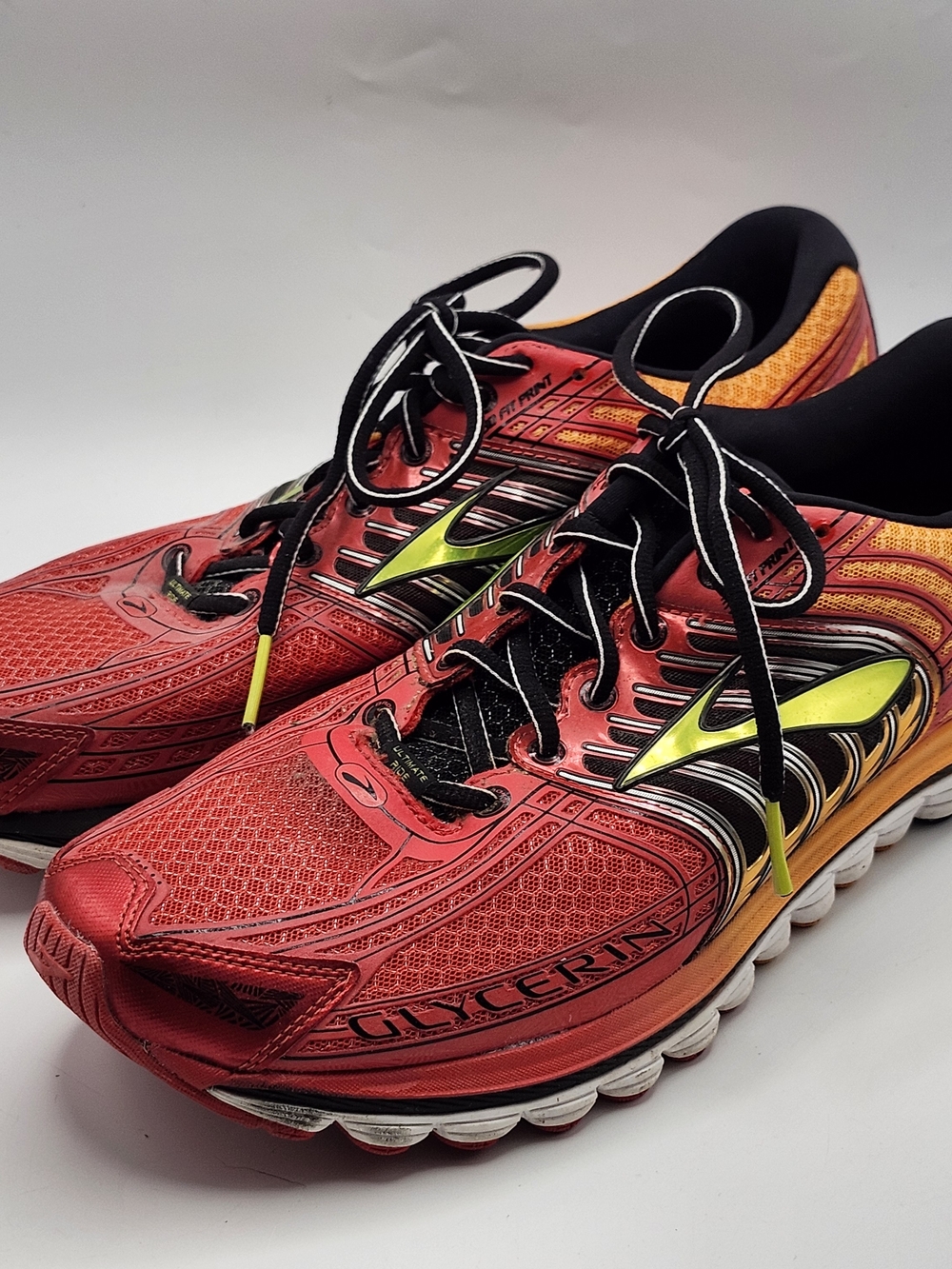 Brooks Glycerin 12 Mens Running Shoes Size 13 Red Yellow Orange